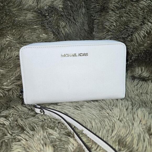 Jet Set Large Washed Denim Smartphone Wristlet - Picture 1 of 6